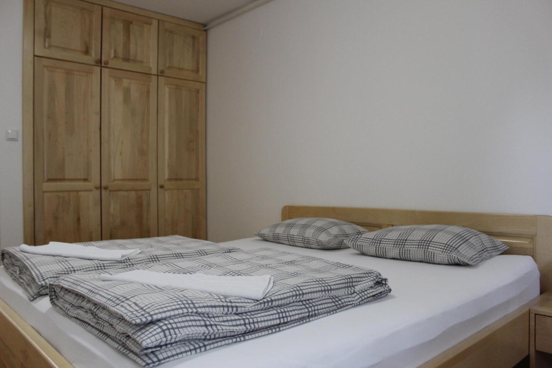 Apartman Black River Plitvička Jezera Esterno foto